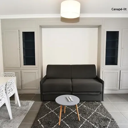 Confortable T2 Avec Parking Prive Au Centre De Brive Extérieur photo
