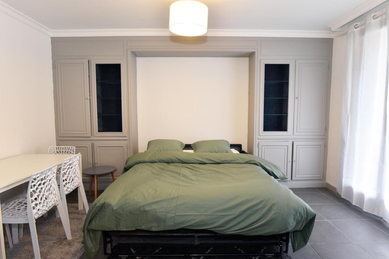 Appartement Confortable T2 Avec Parking Prive Au Centre De Brive-la-Gaillarde